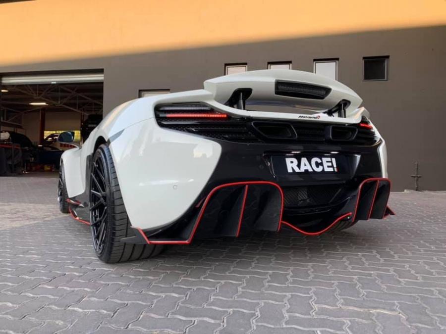  McLaren 650S Spyder by RACE! 2019 года  (фото 5 из 15)